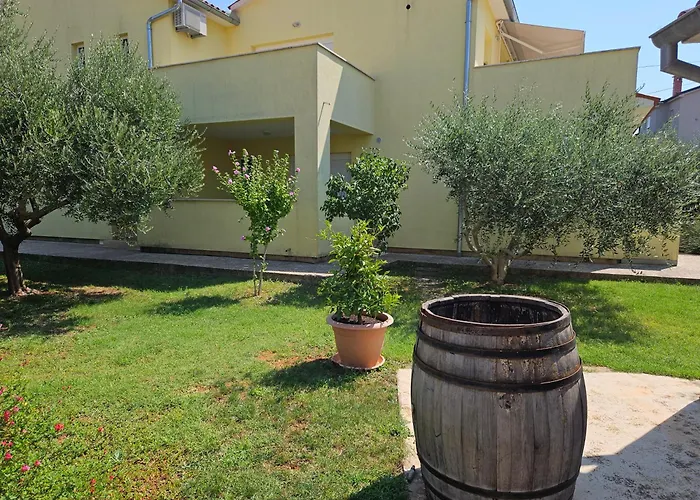 Apartmani Prodan 2