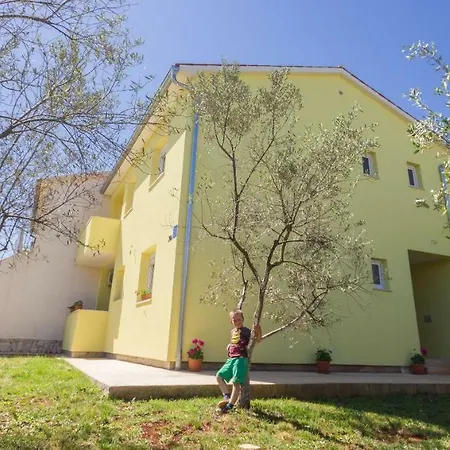Apartmani Prodan 2 Fazana Exterior photo